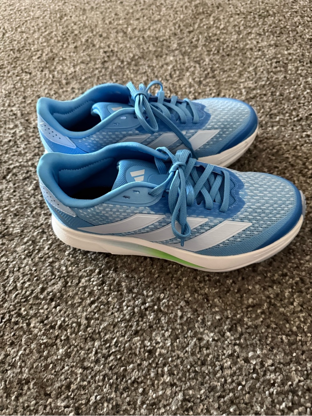 Womens adidas shoes size 7.5